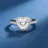 Anel Popular Transfronteiriço Ecológico de Cobre com Rastro de Estrela em Formato de Coração Quadrado e Diamantes Cintilantes para Mulheres, Luxo Leve, Sensação de Alto Padrão, Conjunto de Anéis Abertos para Casal