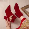 Zapatos de boda estilo chino para novias, nuevo modelo 2025, de tacón alto, adecuados para el brindis en bodas, invierno, con forro polar adicional, doble uso para mujeres embarazadas, cómodos para los pies