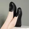 Zapatos de madre con suelas suaves, sin cordones, cómodos y versátiles zapatos planos para mujer, novedad otoño 2026, zapatos casuales de color liso para mujer de mediana edad