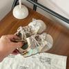 Tênis Feminino 2025 Outono Novo Baixo Antiderrapante com Cadarço Sapatinhos para Meninas, Sapatos Casuais Modernos e Versáteis