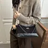 Bolsa de Dumpling de Design de Nicho com Personalidade Casual, Nova Bolsa de Ombro da Moda Tendência, Bolsa Transversal Feminina da Estação