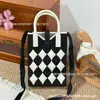 Bolsos para Mujer Diseño de Nicho Estilo Coreano Versátil Dulce Corazón Hebilla Oculta Mini Bolso para Teléfono Móvil Bolso de Hombro Cruzado Bolso de Mano