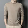 Suéter Masculino de Lã Outono Novo Gola Alta Meio Suéter Tricô Masculino Slim Fit Cor Sólida Camisa Básica Masculina de Manga Longa em estoque
