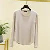 Camiseta Base Fina de Modal para Mujer Primavera y Verano Color Sólido Cuello Redondo Manga Larga Costura Irregular Talla Grande Top Holgado