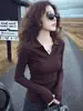 Suéter base de tricô marrom estilo francês vintage com gola polo para mulheres, novo suéter slim-fit outono e inverno A13929