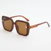 Gafas de Sol Cuadradas Grandes con Montura Negra para Mujer, Sensación de Alta Gama, Gafas de Sol con Protección UV, Adelgazantes, Versátiles, Gafas de Sol para Conducir