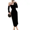 Vestido Sexy de Veludo Preto Tomara-que-caia de Um Ombro para Mulheres, Vestido de Festa de Outono para Cocktail com Fenda na Cintura e Saia Longa