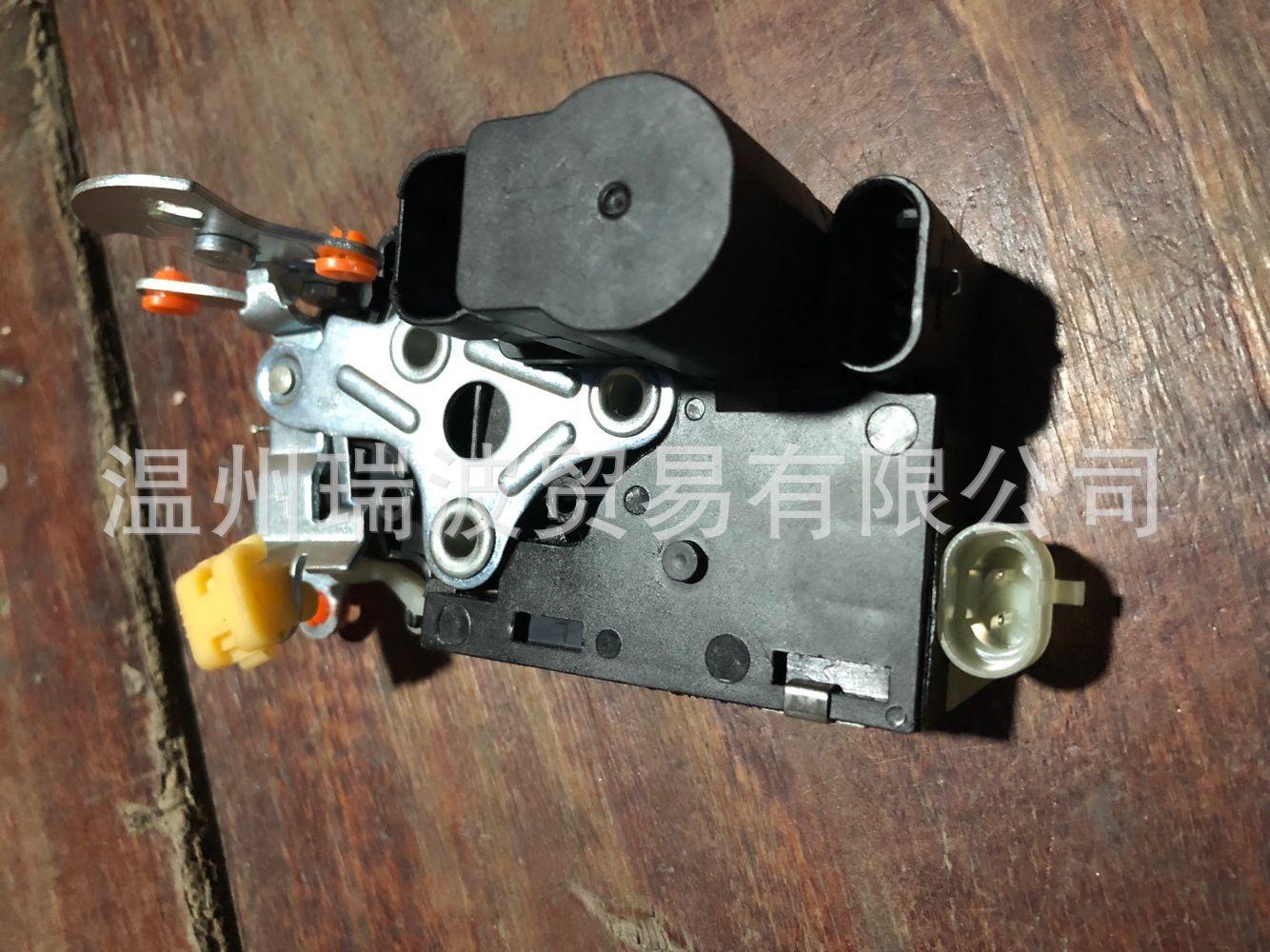 4CCB08D97756E1249BD72E124191C2