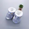 Zapatos de bebé recién nacido cubierta de zapato cálida de invierno para bebé primavera, otoño e invierno cubierta de protección para el pie antideslizante zapatos de algodón engrosado para niños pequeños