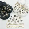 Amuletos para Zapatos Croc, Accesorios para Mujer, Clips para Zapatos DIY, Decoraciones 3D con Pedrería, Clips Desmontables, Estilo de Moda de Influencers