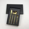 Juego de Cubiertos de Acero Inoxidable Portugués de Mango Plano Brillante de Cuatro Piezas Cuchillo, Tenedor y Cuchara Juego de Cubiertos Logotipo Láser Caja de Regalo