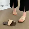 Estilo colarinho branco intelectual elegante chinelos essenciais para o trajeto ao trabalho 2026 estilo quente sapatos femininos intelectual moderno da moda versátil médio