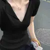 Camiseta de Manga Corta para Mujer, Cuello en V Semiabierto, Estilo Old Money, Hombro Normal, Corte Ajustado, 2026 Verano, Top Polo de Punto Adelgazante con Cuello