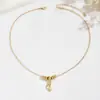 Collar de Cadena para Clavícula con Círculo Metálico de Serpiente y Perlas, Diseño Único de Nicho, Lujo Ligero, Joyería Simple y de Alta Gama para Mujer