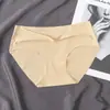 Roupa Íntima Feminina Seamless de Seda Gelada Explosiva Peça Única Forro de Algodão Cintura Baixa Calcinhas Femininas Venda Direta da Fábrica Atacado