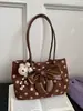 Nueva colección otoño e invierno 2026: bolsa de mano de cuero y terciopelo, bolso de hombro, con detalle de lazo, bolso versátil, diseño de lunares, estilo casual