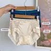 Nova lingerie sexy de renda com entreperna respirável de seda, calcinha feminina sem costura de seda gelada de cintura média