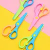 Tijeras de Plástico de Seguridad para Niños Que No Lastiman las Manos, Tijeras Pequeñas Creativas Hechas a Mano para Cortar Papel DIY Estudiantes de Jardín de Infancia y Escuela Primaria