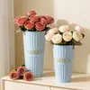 Cubeta de Hierro Grande Estilo Vintage para Flores, Cubeta para Flores Frescas, Uso en Floristerías y Hogar, para Sostener Flores, Jarrón para Flores Secas, Cubeta para Remojar Flores, Cubeta para Arreglos Florales