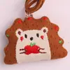 Collar de Cuello de Peluche Tridimensional de Dibujos Animados para Niñas, Cadena de Suéter de Tela Linda y Divertida con Colgante de Muñeca