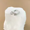 Pendientes Largos Doble Mariposa Huecos Estilo Francés, Diseño de Nicho, Pendientes Exquisitos y Versátiles, Accesorios para Orejas Elegantes y a la Moda