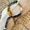 Colar de Contas de Madeira Acrílica Estampada em Tecido, Corrente para Clavícula Simples e Fashionável Estilo Ins, Luxo Acessível e Colar de Alta Qualidade