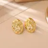 Pendientes Texturizados con Tachuelas de Diamante Ovalados de Estilo Europeo y Americano, Simples y de Moda con un Toque de Lujo, Chapados en Cobre con Oro Real, Pendientes de Moda Estilo Ins