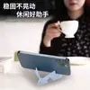Soporte de teléfono plegable portátil, mini y compacto, se puede colgar con un clip, adecuado para transmisiones en vivo de escritorio y maratones de series