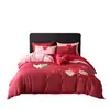 Juego de Cuatro Piezas de Algodón Puro con Forma de Corazón para Boda, Sábana de Cama Roja Brillante 100% Algodón, Funda de Edredón Festiva, Ropa de Cama de Lujo para Bodas para Recién Casados