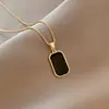 Colar com Pingente em Formato de Coração de Aço Titânio, Estilo Moda Transfronteiriça para Mulheres, Estilo Europeu e Americano de Luxo Leve, Design Único de Nicho, Joia que Não Desbota