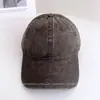Gorra de Béisbol Retro con Logo K de Metal para Mujer Otoño Nuevo Estilo Ala Ancha Hace que la Cara se Vea Más Pequeña Moderna Gorra Pico de Pato Protección Solar Sombrero Parasol