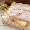 Juego de Cuatro Piezas de Algodón Lavado con Encaje de Grado Materno e Infantil Clase A, Juego de Ropa de Cama de Gasa de Doble Capa de Algodón Ins de Tres Piezas, Juego de Ropa de Cama de Cuatro Piezas para Primavera y Otoño