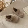 Zapatos Retro Birkenstock para Niñas 2026 Otoño Nuevo Estilo Antideslizantes Suela Suave Versátiles Mocasines Casuales para Bebés Mocasines sin Cordones