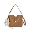 Bolso para Axila de Mujer 2026 Nuevo Modelo de Verano, Bolso Cubo de Color Sólido de Gama Alta, Bolso Cubo Versátil para Hombro y Cruzado para el Trabajo
