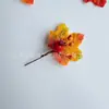 Ramas de hojas de arce artificiales y bayas transfronterizas, ramas de flores secas de calabaza de otoño y piñas, ramo de flores eternas decorativo de Halloween
