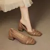 Nuevos Zapatos de Tacón Grueso Cuadrados Retro Primavera 2026 para Mujer Piel Suave Transpirables Mary Janes Versátiles con Faldas Zapatos de Oficina