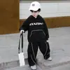 Conjunto de Sudadera con Cordón Negro y Gris para Niños, Atuendo Casual Deportivo de Dos Piezas con Mangas Largas Estiloso para Primavera y Otoño para Niños Pequeños