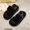 Roupas de outono e inverno para usar ao ar livre, pantufas fofas de sola macia para mulheres, pantufas casuais da moda de sola grossa, novos sapatos de algodão