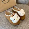 Sandalias de mujer tipo Birkenstock, sin cordones, de suela gruesa, estilo caricatura, lindas, versátiles y forradas de felpa, con tacón oculto, perfectas para usar al aire libre en la temporada otoño/invierno 2026