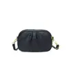 Bolsa de ombro casual transfronteiriça para mães, novo estilo outono e inverno 2026, bolsa transversal plissada, grande capacidade, três compartimentos com zíper, bolsa de ombro