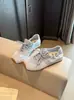 Zapatos casuales de cuero suave tela satinada deportiva verano delgado suela blanda feos lindos cabeza grande senderismo ligero zapatos Forrest Gump zapatos de entrenamiento alemanes mujer