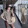 Top de Yoga Camiseta Esportiva de Secagem Rápida para Mulheres, Corte Solto, Roupa de Academia Emagrecedora, Tamanho Grande, Cobertura Longa com Capuz para Corrida