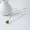 Collar Colgante de Zirconio Completo con Piedra Esmeralda, Lujo Ligero, Diseño Compacto, Cadena Sencilla de Latón para Clavícula, Estilo Retro Artístico