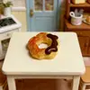 Pan de Donut Simulado Dibujo Animado Tienda de Panadería Juguete de Comida Escena Miniatura Accesorio Modelo Llavero DIY Pasador