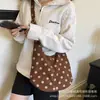 Bolso de mano de lunares de moda estilo coreano, bolso de mano retro de gran capacidad moderno, bolso de hombro casual elegante para el día a día