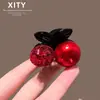 Pinza para el pelo de moda de cereza roja para Año Nuevo para mujer, Elegante pinza de media sujeción tachonada de pedrería, Accesorio para el pelo para fijar la cola de caballo