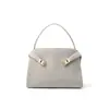 Bolso de Hombro de Cuero de Vaca de Primera Capa Estilo Retro Personalizado para Debajo del Brazo Moda Otoño e Invierno de Viaje de Alta Gama de Gran Capacidad