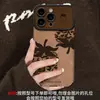 Pulseira de morango com estampa de leopardo, adequada para capa de celular Apple 17pm, iPhone 18 estilo retrô, 16 coleção outono/inverno, 14 design de janela grande, 15 para mulheres