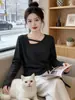 Camiseta de Manga Larga Irregular Hueca de Moda para Mujer, Nuevo Simple Ajustado para Mujer Otoño 2026 A13923