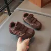 Melaleuca Aumento de Altura Interno Tênis Casuais de Treinamento Alemão Feminino 2026 Outono Novo Estilo Moda Versão Coreana Bico Redondo Solado Macio Confortáveis Sapatos Individuais